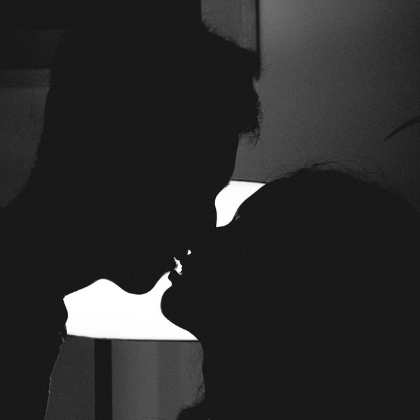 Sussurre meu nome e diga que não é amor